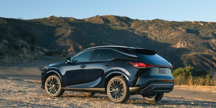 2026 Lexus RX: Extending the Range