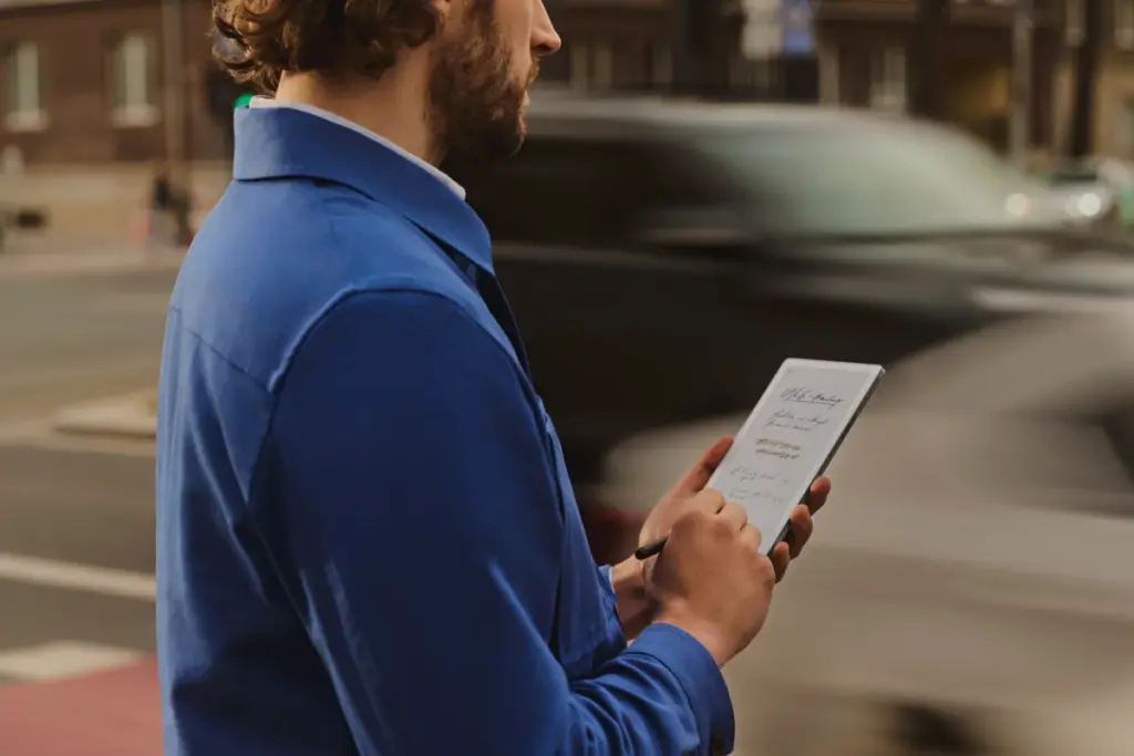 Exploring the reMarkable Paper Pro Move A Breakthrough in Portable Note-Taking
