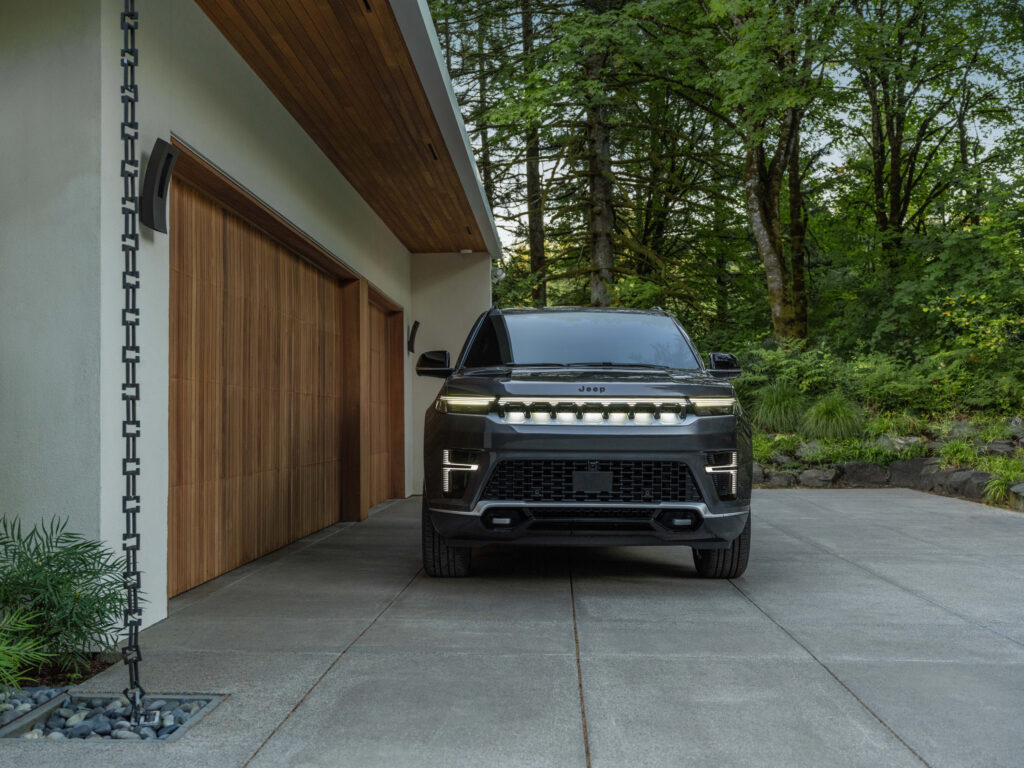 Jeep 2026 Grand Wagoneer Delivers Full-Size Luxury Starting Below $65K