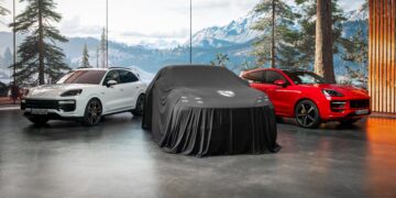 Porsche Cayenne Electric To Be Unveiled Digitally, Followed by Dubai Showstopper