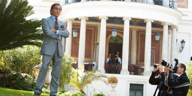 Valentino Garavani, Couture Legend, Dies at 93