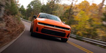 Dodge Completes Charger Lineup with New Sixpack R/T Model