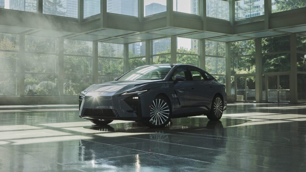 Lexus Unveils 2026 ES with First-Ever Electric Models, Hybrid Variant to Follow Soon