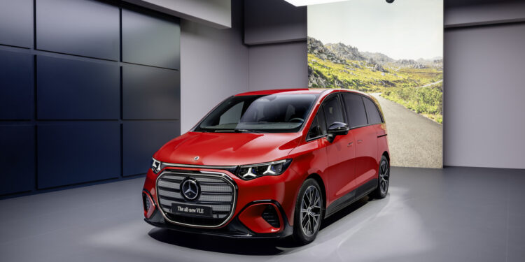 Mercedes-Benz Reimagines Luxury with the All-Electric VLE Grand Limousine