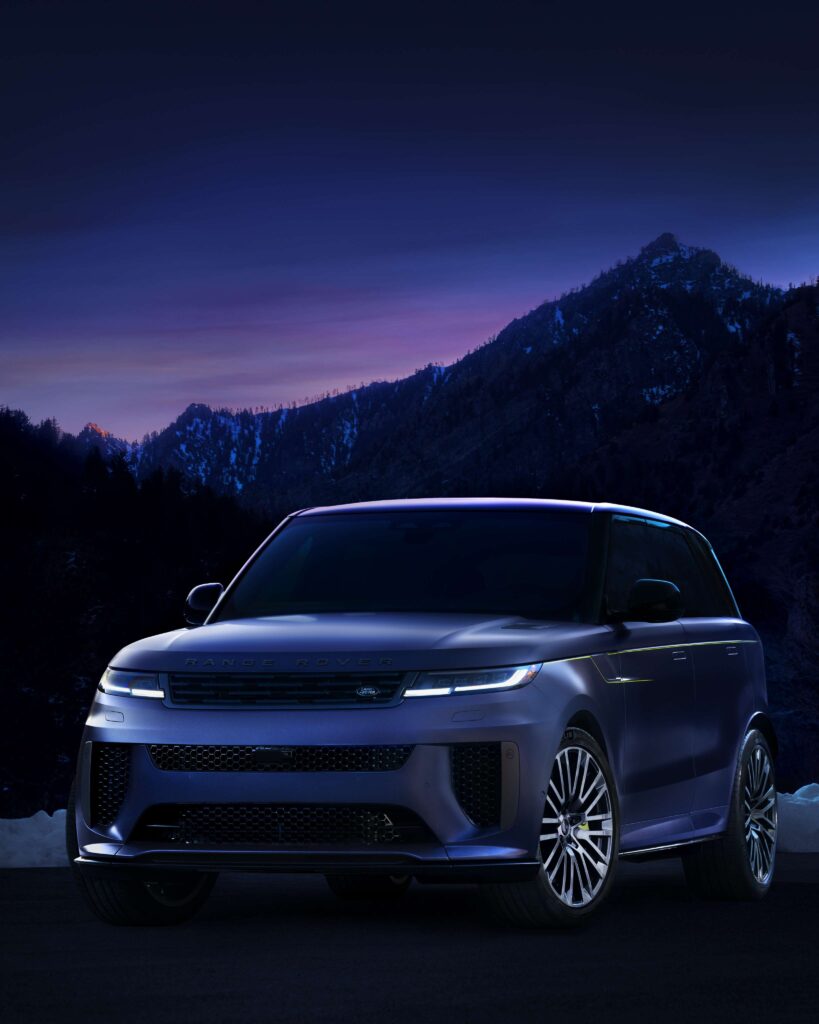 The Range Rover Sport SV Winter Dusk Emerges