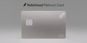 Robinhood Challenges Amex with New $695 Platinum Card